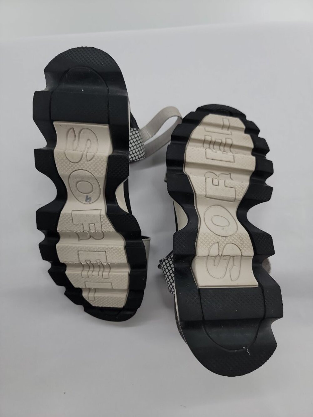 Sorel Kinetic Impact Sandals Womens 6.5 Chunky Platform Sport Beige Black - Picture 13 of 13